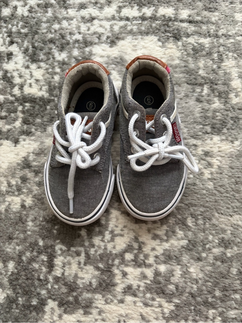 US Sports Kids Gray Canvas Sneakers with White Laces and Brown Accent